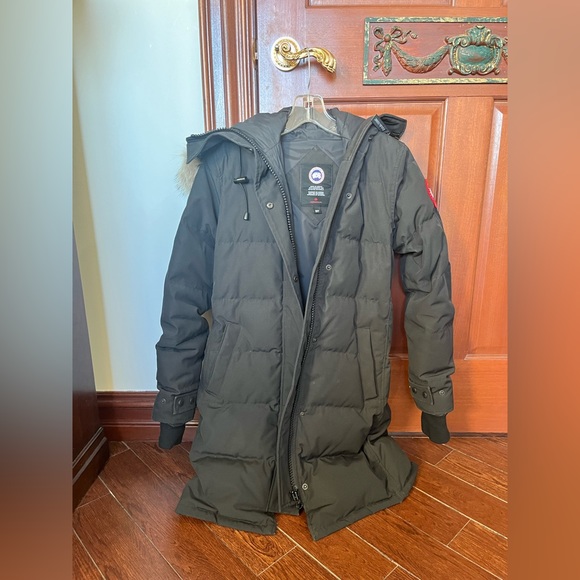 Canada Goose Shelburne Parka - Picture 7 of 15